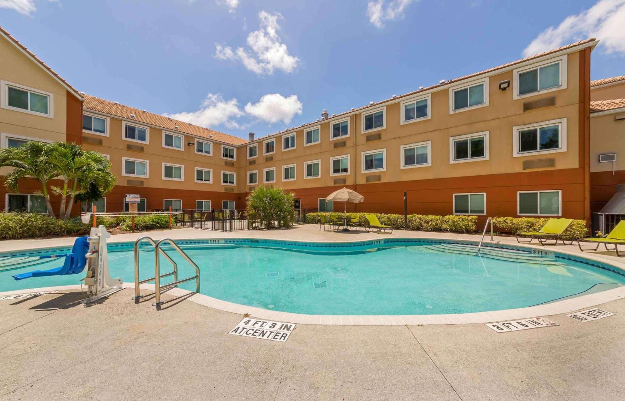 Extended Stay America Premier Suites - Miami - Airport - Miami Springs Eksteriør billede